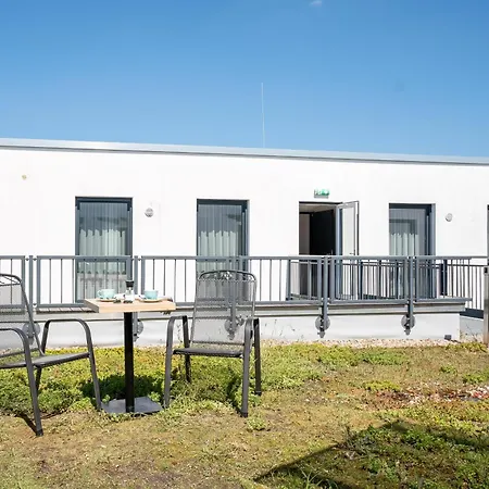 We Shortstay Отель Карбен