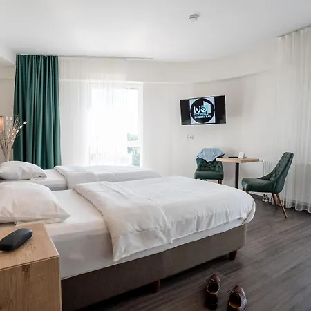 Hotel We Shortstay